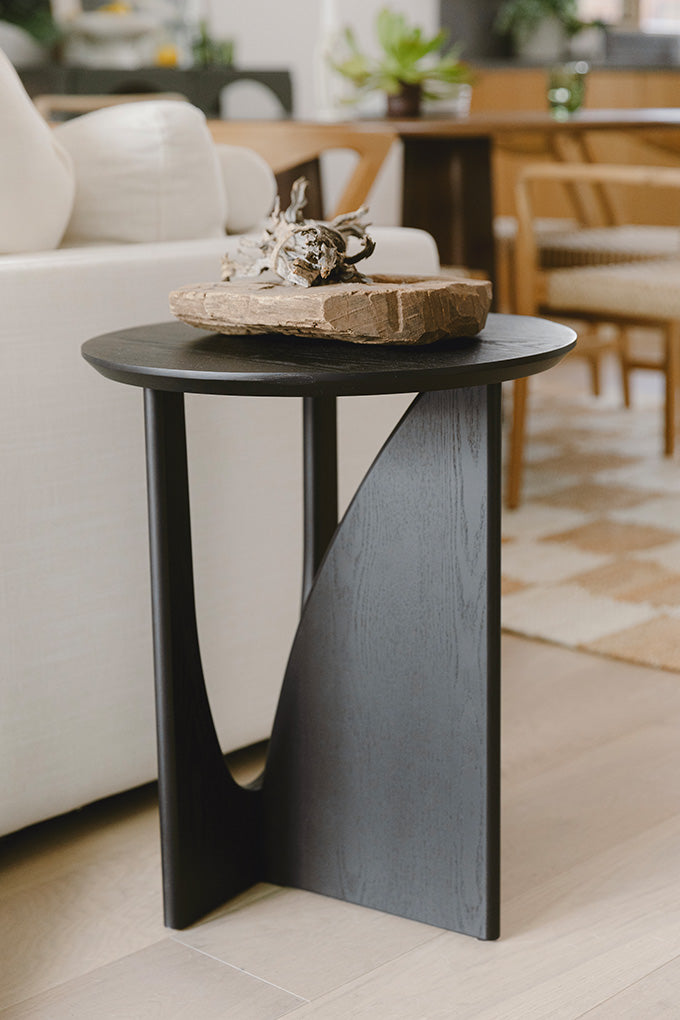 Accent high quality table