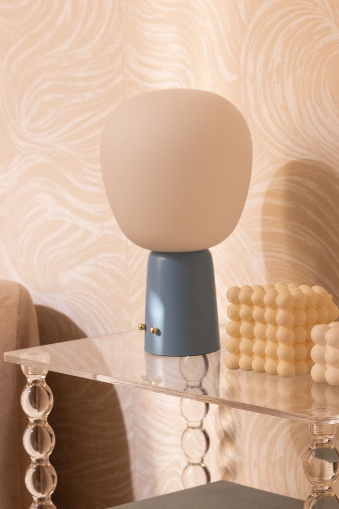 Iris Table Lamp