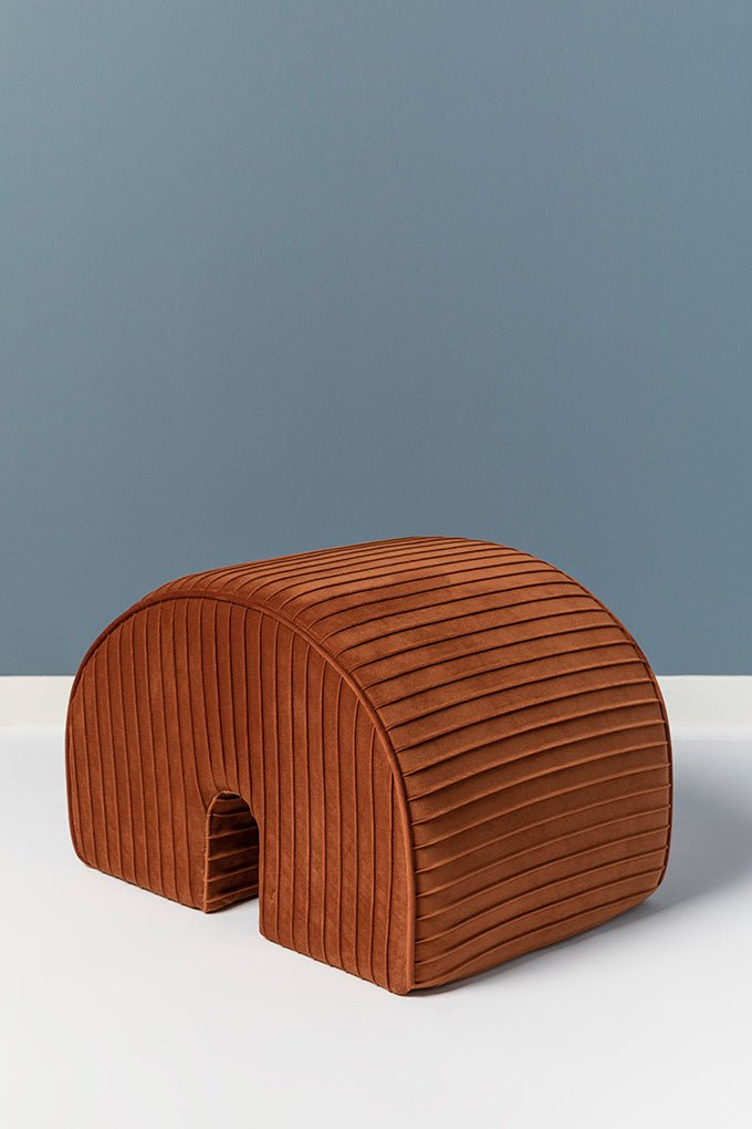 Vertically padded design headboard velvet ottoman storage bed So'home